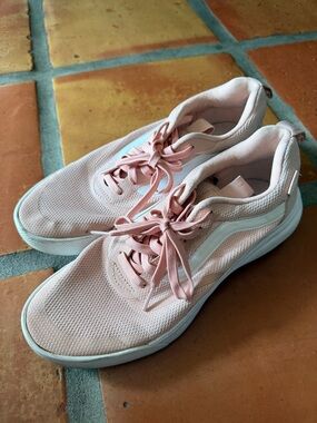Women's Van’s Pink Mesh Athletic Sneakers with Cushioned Sole